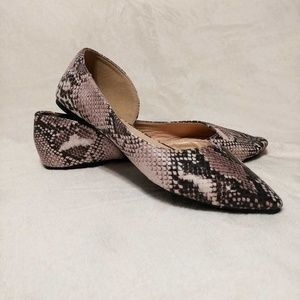 💋 Qupid Snakeskin Pointed Toe Flats EUC 💋